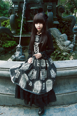 Lolita Dark - large49.jpg